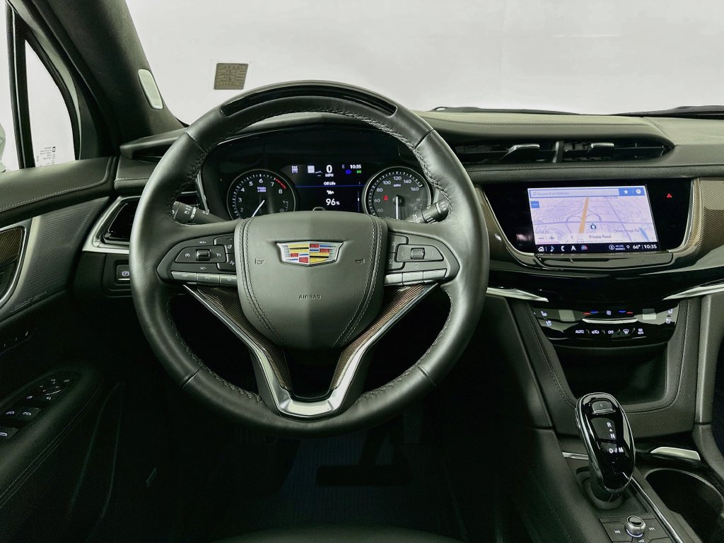 Certified 2025 Cadillac XT6 Premium Luxury w/ Platinum Package AWD/4WD image 30