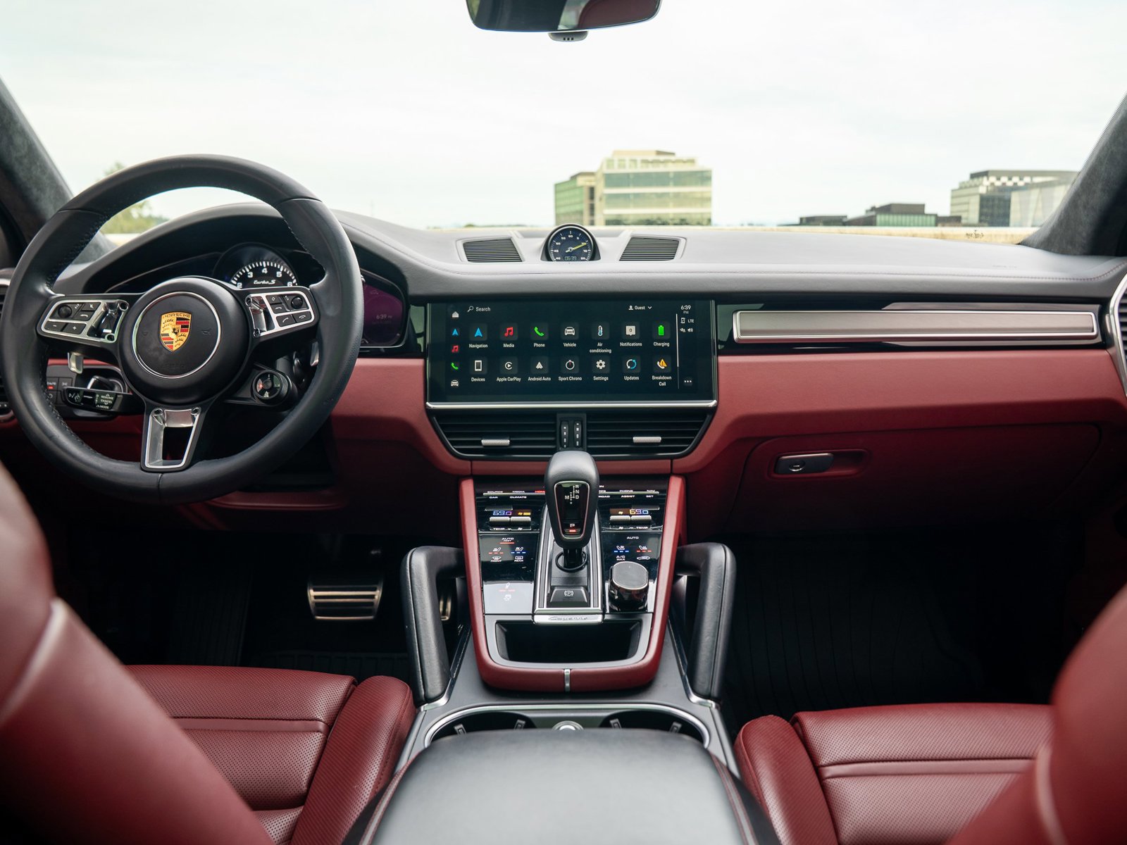 Used 2022 Porsche Cayenne Turbo S AWD/4WD image 18