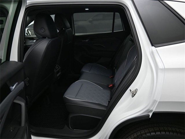 New 2026 Volkswagen Tiguan SEL R-Line image 11