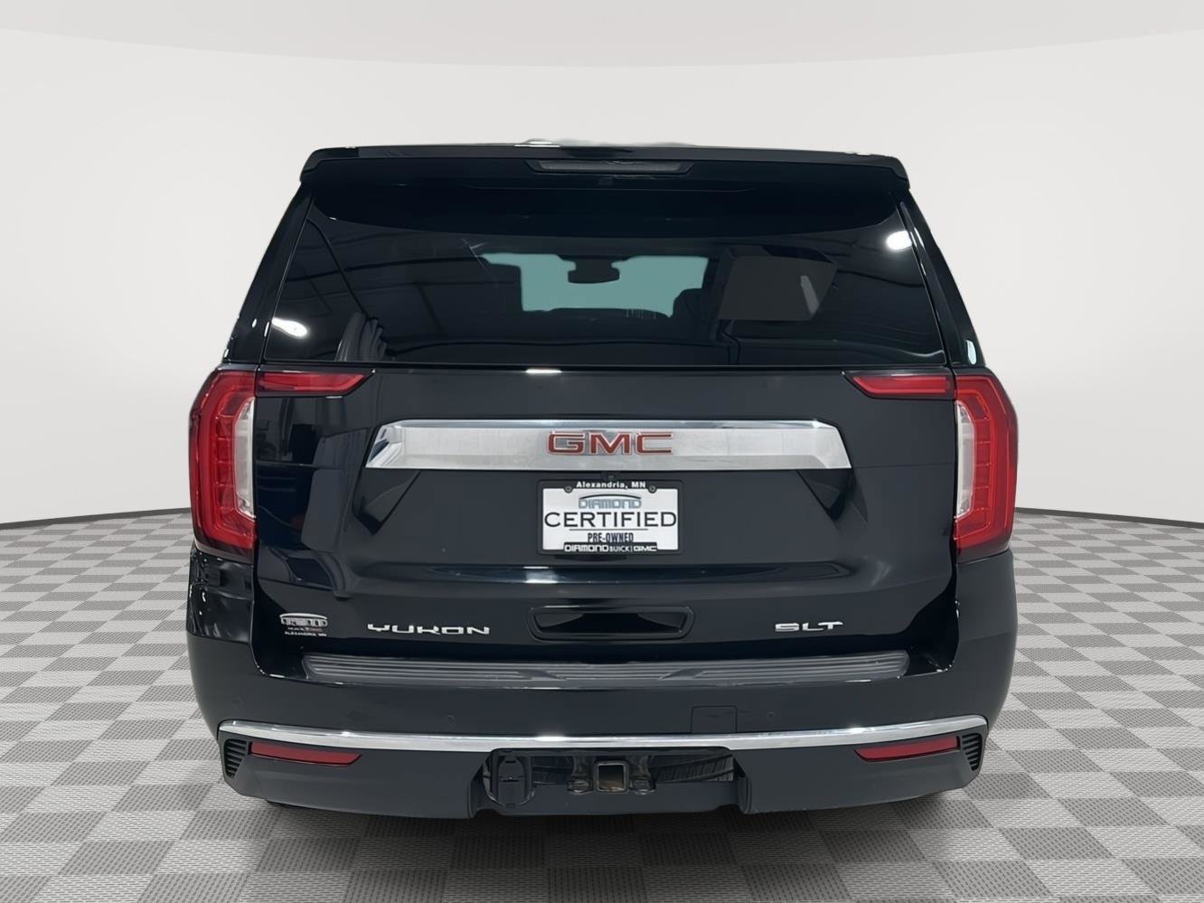 Used 2023 GMC Yukon SLT w/ SLT Luxury Package image 5