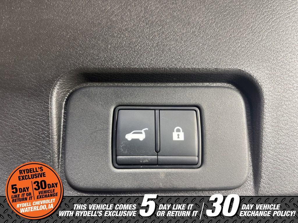 Used 2025 Nissan Rogue SV image 24