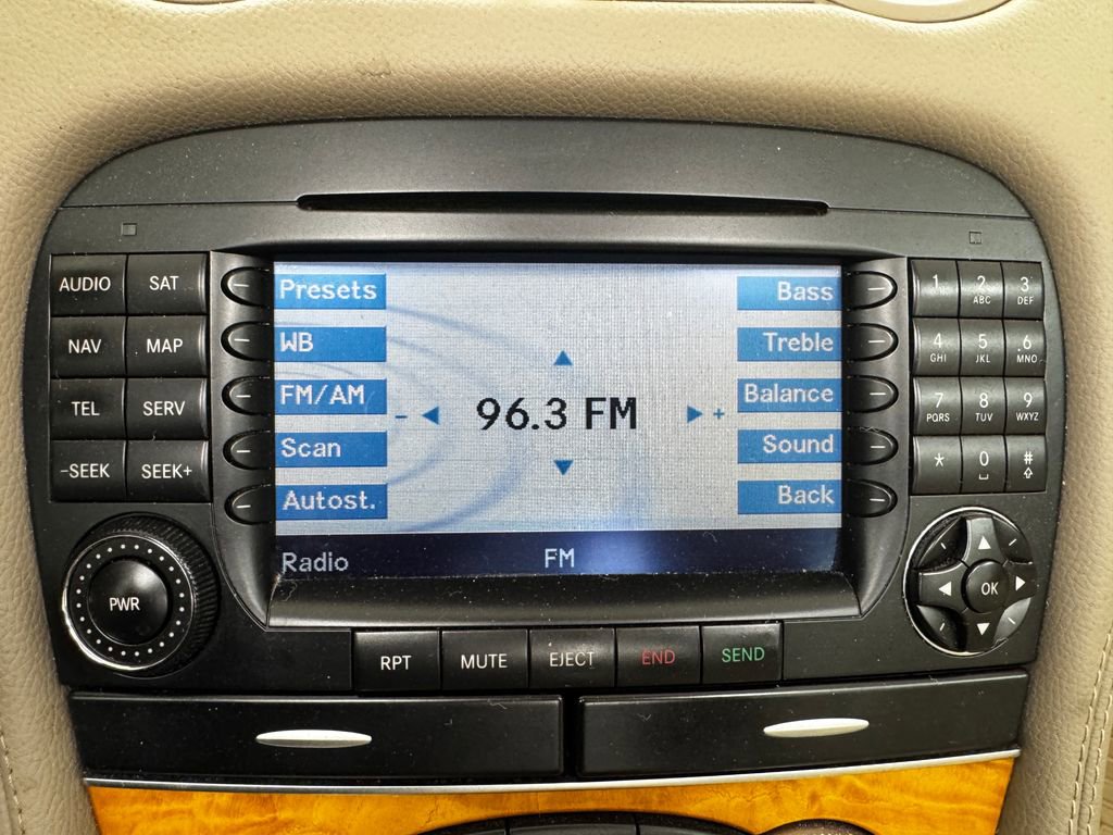 Used 2007 Mercedes-Benz SL 550 image 25