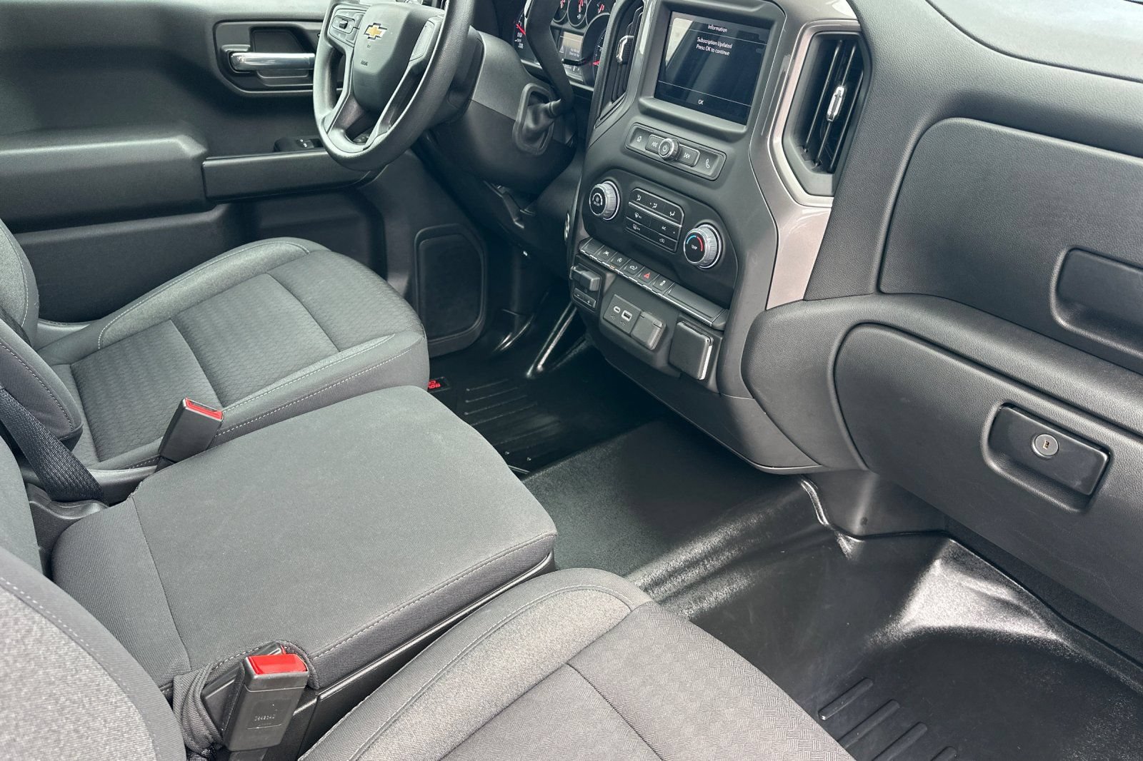 Used 2023 Chevrolet Silverado 1500 Custom w/ LPO, Dark Essentials Package AWD/4WD image 15