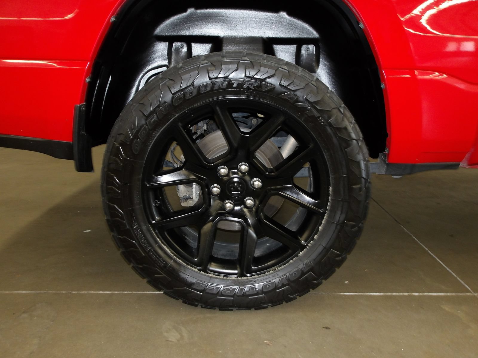 Used 2024 RAM 1500 Laramie AWD/4WD image 21