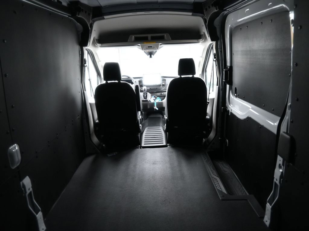 New 2026 Ford Transit 250 148 Medium Roof Extended AWD w/ Load Area Protection Package image 27