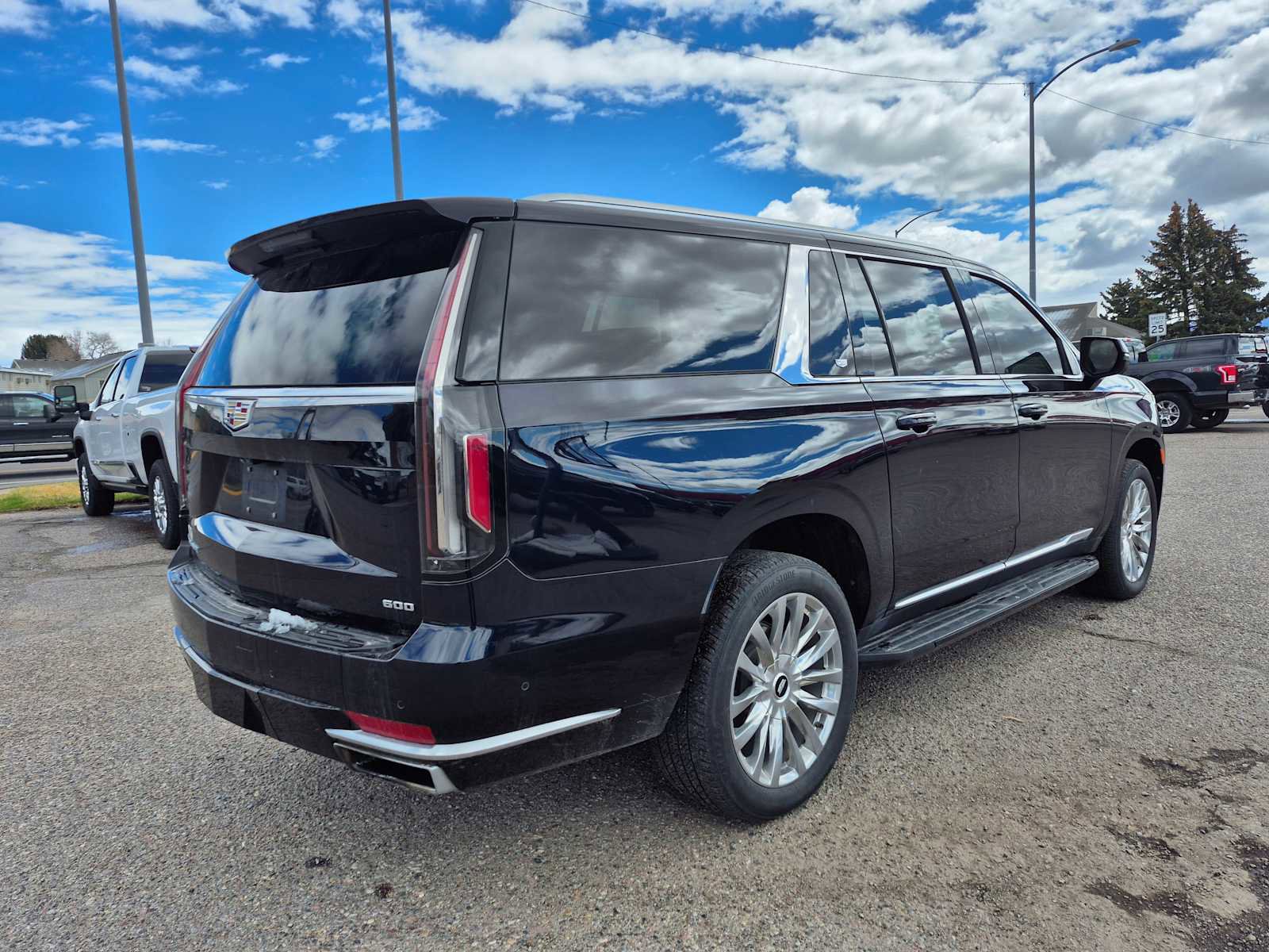 Used 2021 Cadillac Escalade ESV Premium Luxury w/ Driver Assist Tech Package image 3