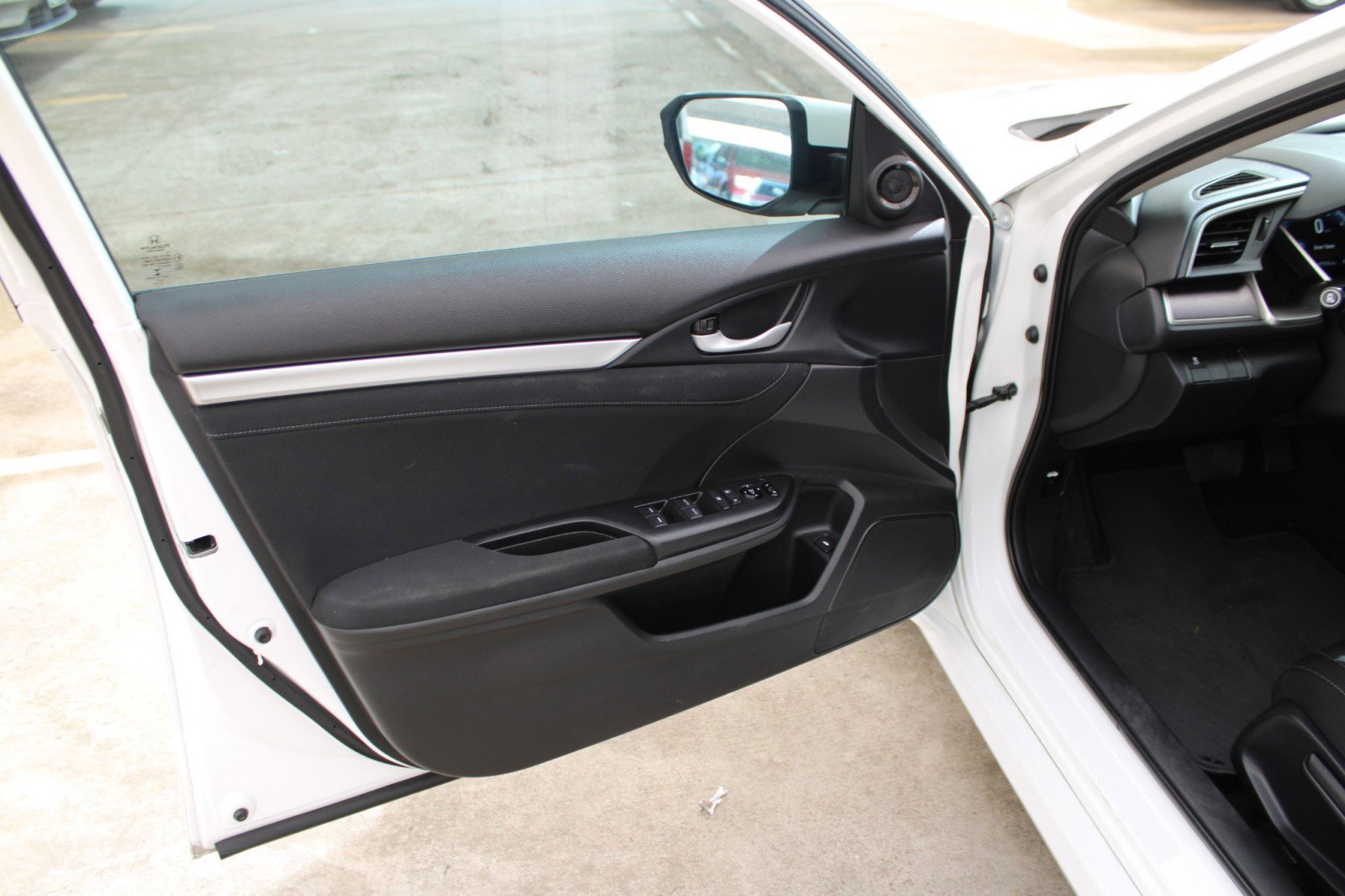 Used 2017 Honda Civic EX-T image 8