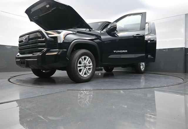 Used 2026 Toyota Tundra SR5 w/ SR5 Premium Package AWD/4WD image 41
