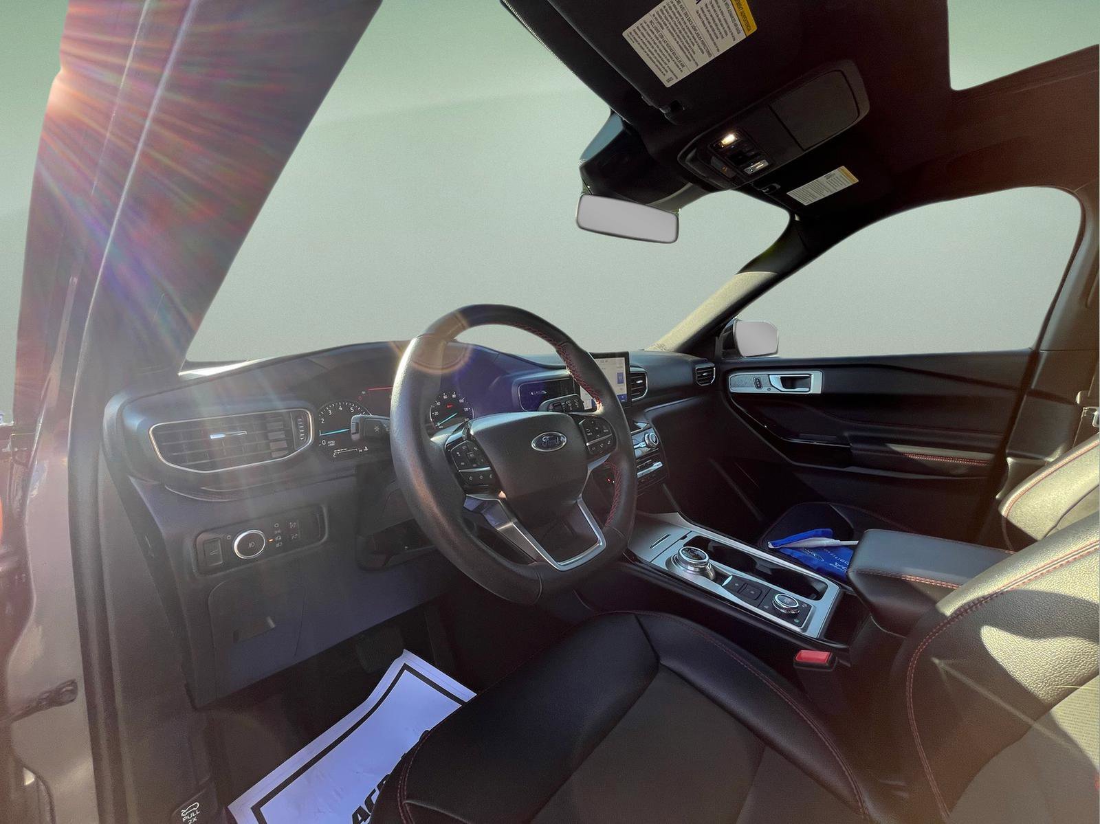 Used 2024 Ford Explorer ST-Line w/ Class IV Trailer Tow Package image 13