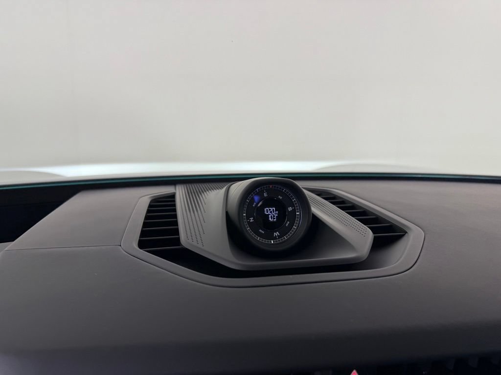 New 2026 Porsche Cayenne Electric AWD/4WD image 21