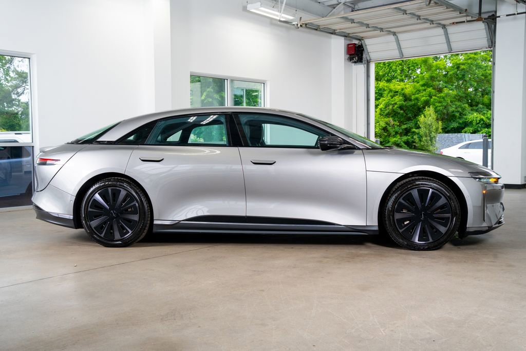 Used 2024 Lucid Air Pure RWD image 11