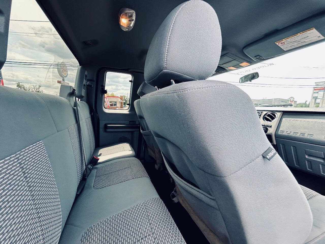 Used 2014 Ford F250 XLT w/ XLT Interior Package image 37