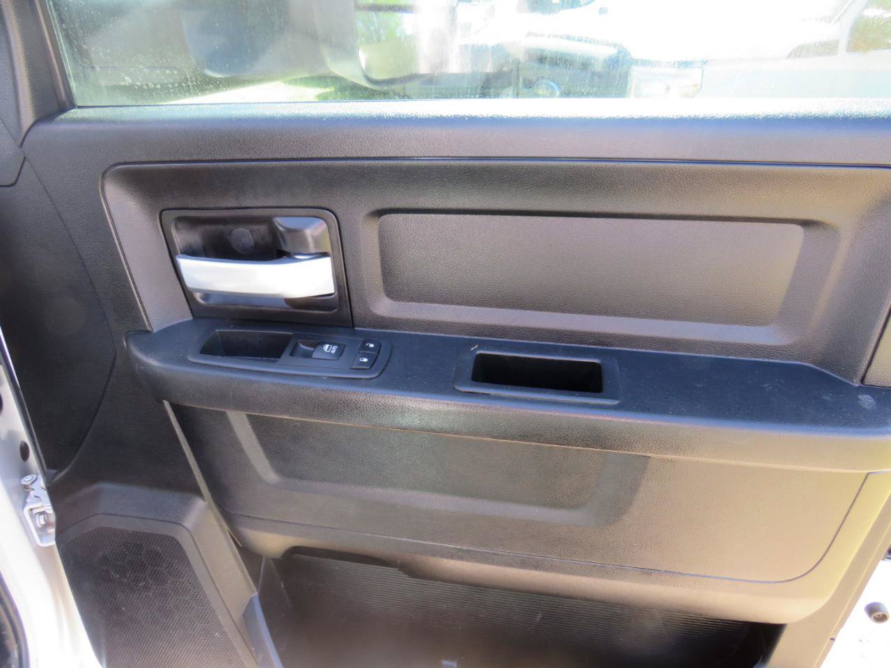 Used 2019 RAM 3500 Tradesman w/ Chrome Appearance Group AWD/4WD image 27