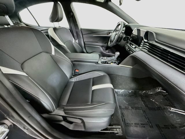 Certified 2026 Toyota Camry SE FWD image 28