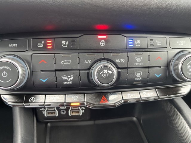 Used 2024 Dodge Durango GT image 22