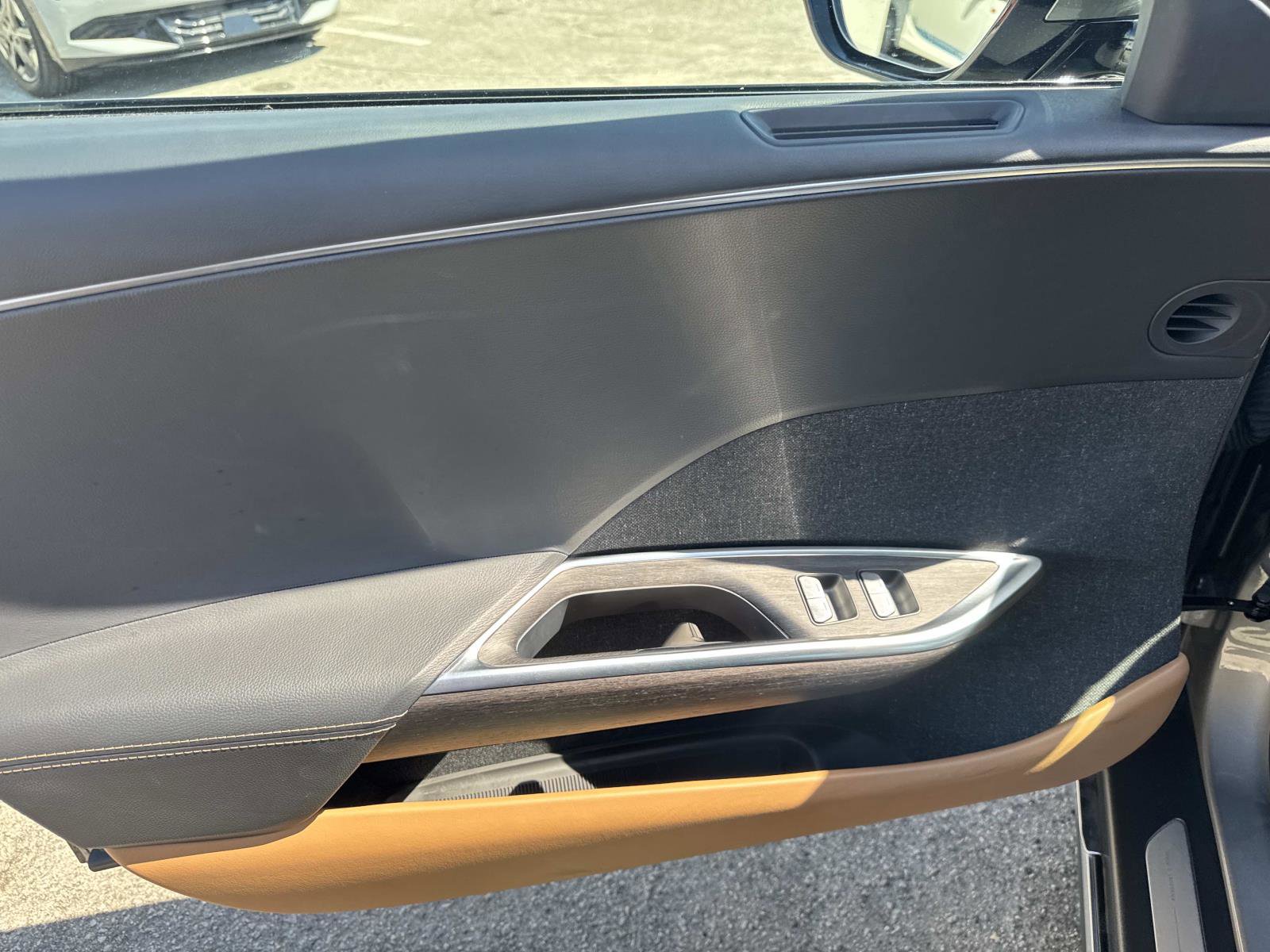 Used 2024 Lucid Air Touring image 11