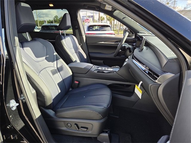 New 2026 INFINITI QX60 Sport w/ Dark Cargo Package image 21