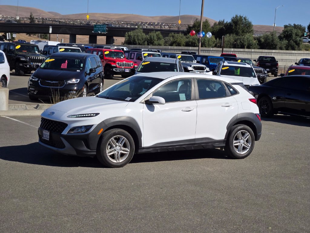 Used 2022 Hyundai Kona SE FWD image 38