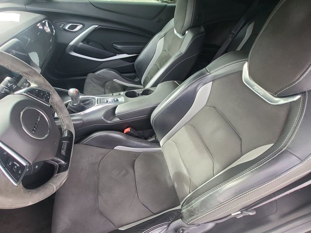 Used 2017 Chevrolet Camaro SS image 25