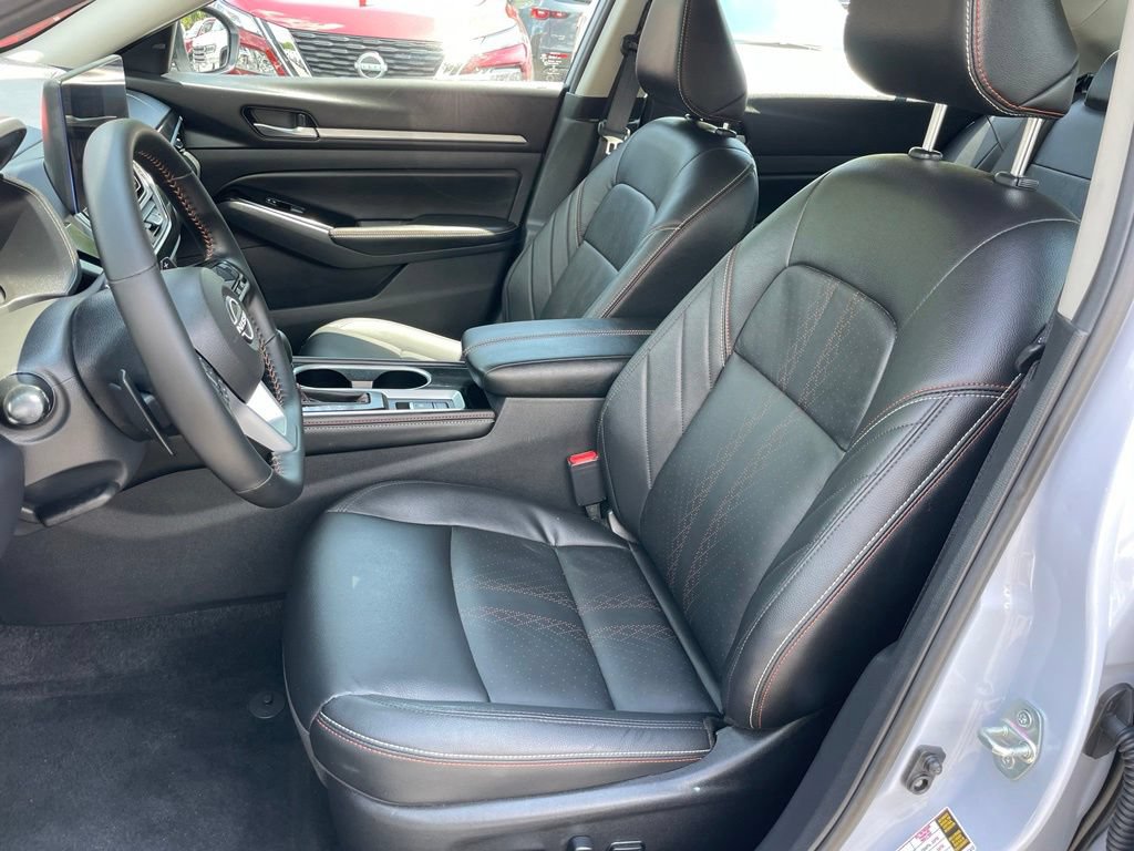 Certified 2024 Nissan Altima 2.5 SR w/ SR Premium Package FWD image 8