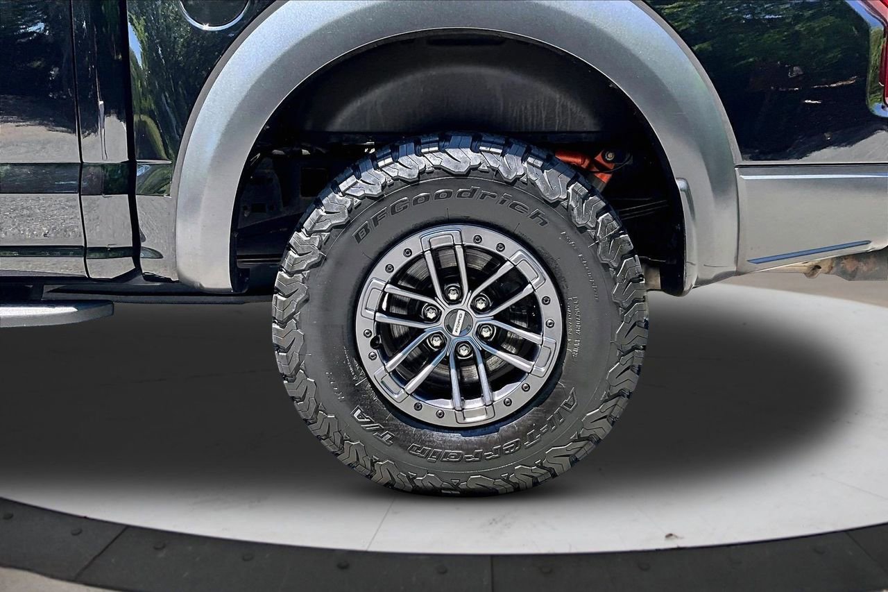 Used 2019 Ford F150 Raptor w/ Equipment Group 802A Luxury AWD/4WD image 36