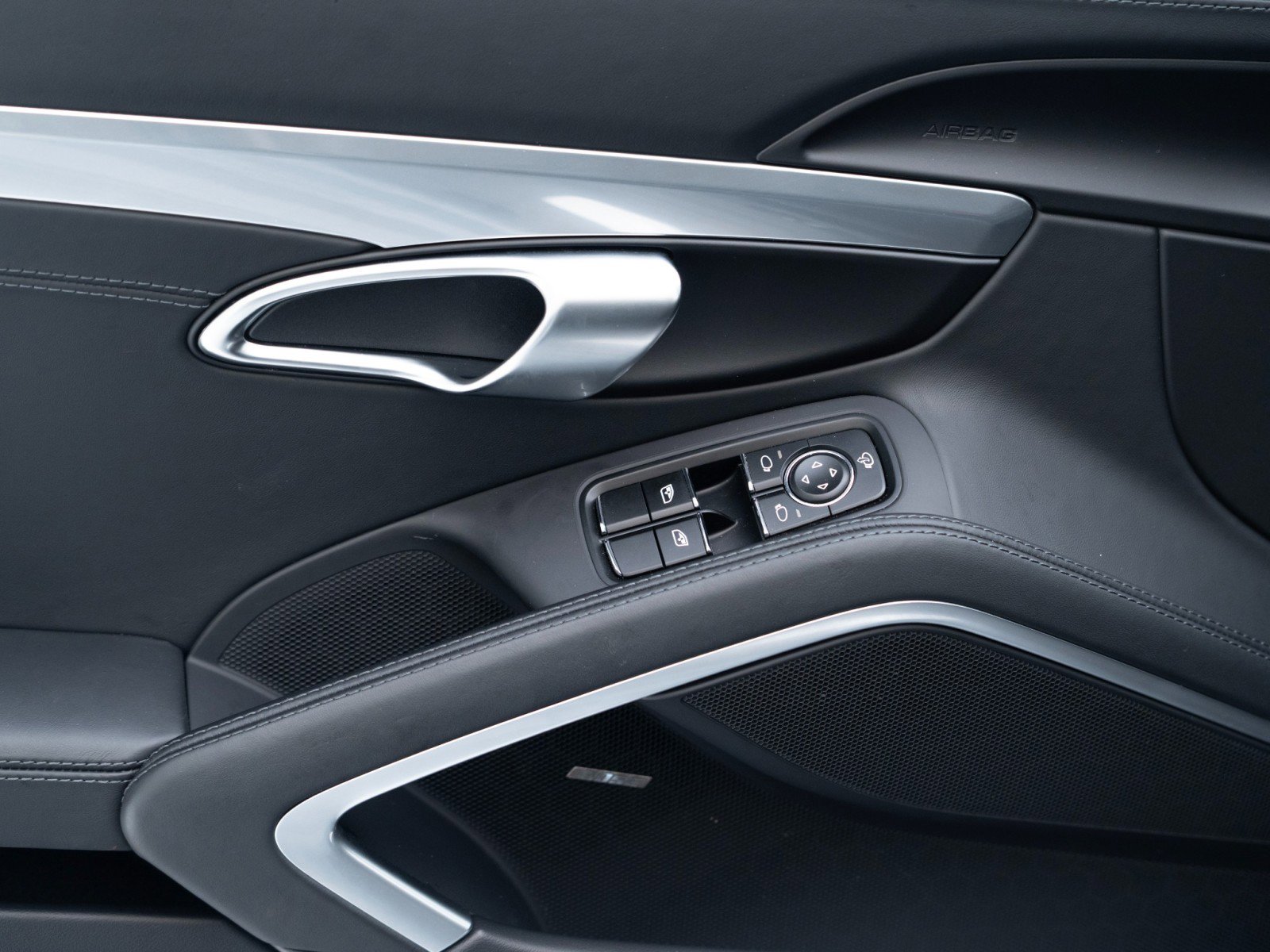 Certified 2025 Porsche 718 Boxster image 21