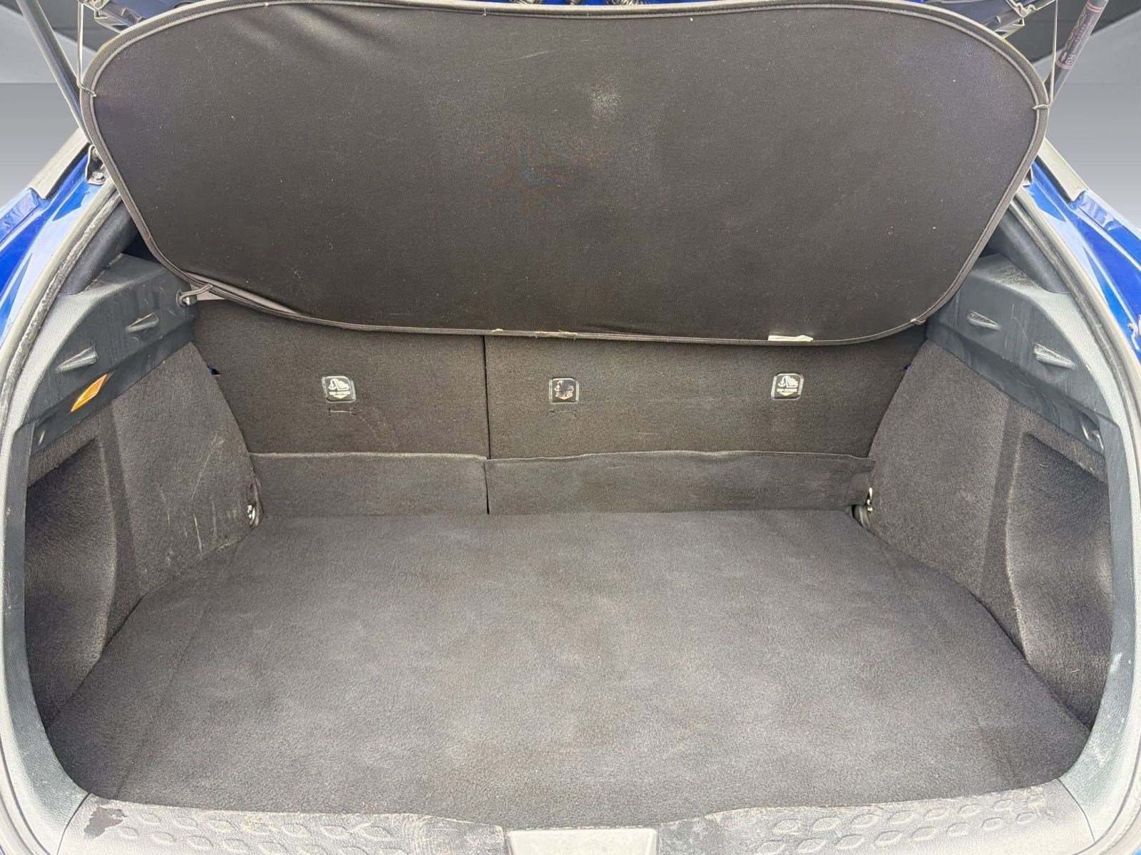Used 2019 Toyota C-HR XLE FWD image 27
