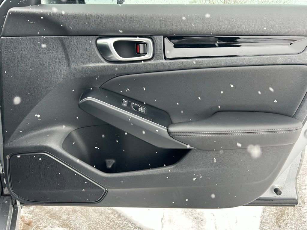 Used 2023 Honda Civic Touring image 31