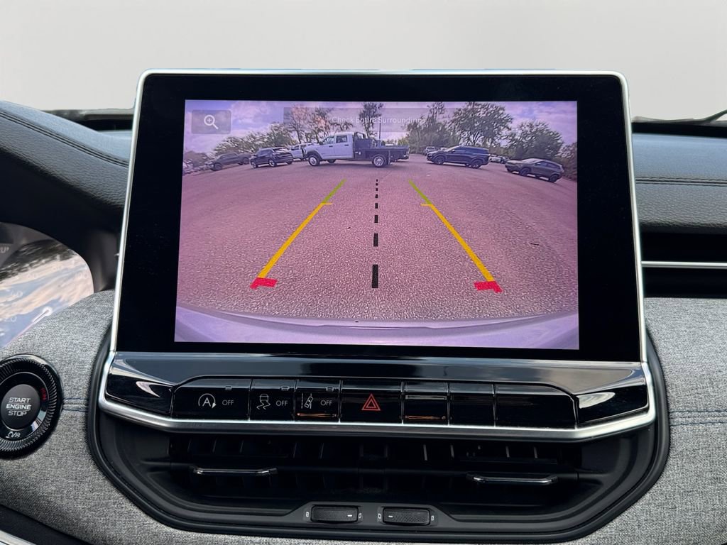 Used 2024 Jeep Compass Latitude image 26