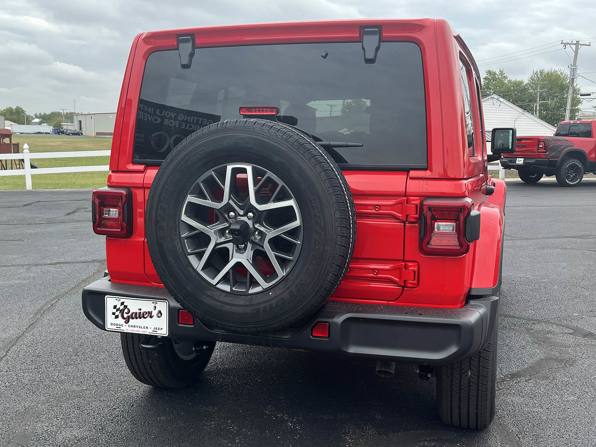 New 2024 Jeep Wrangler Unlimited Sahara image 9