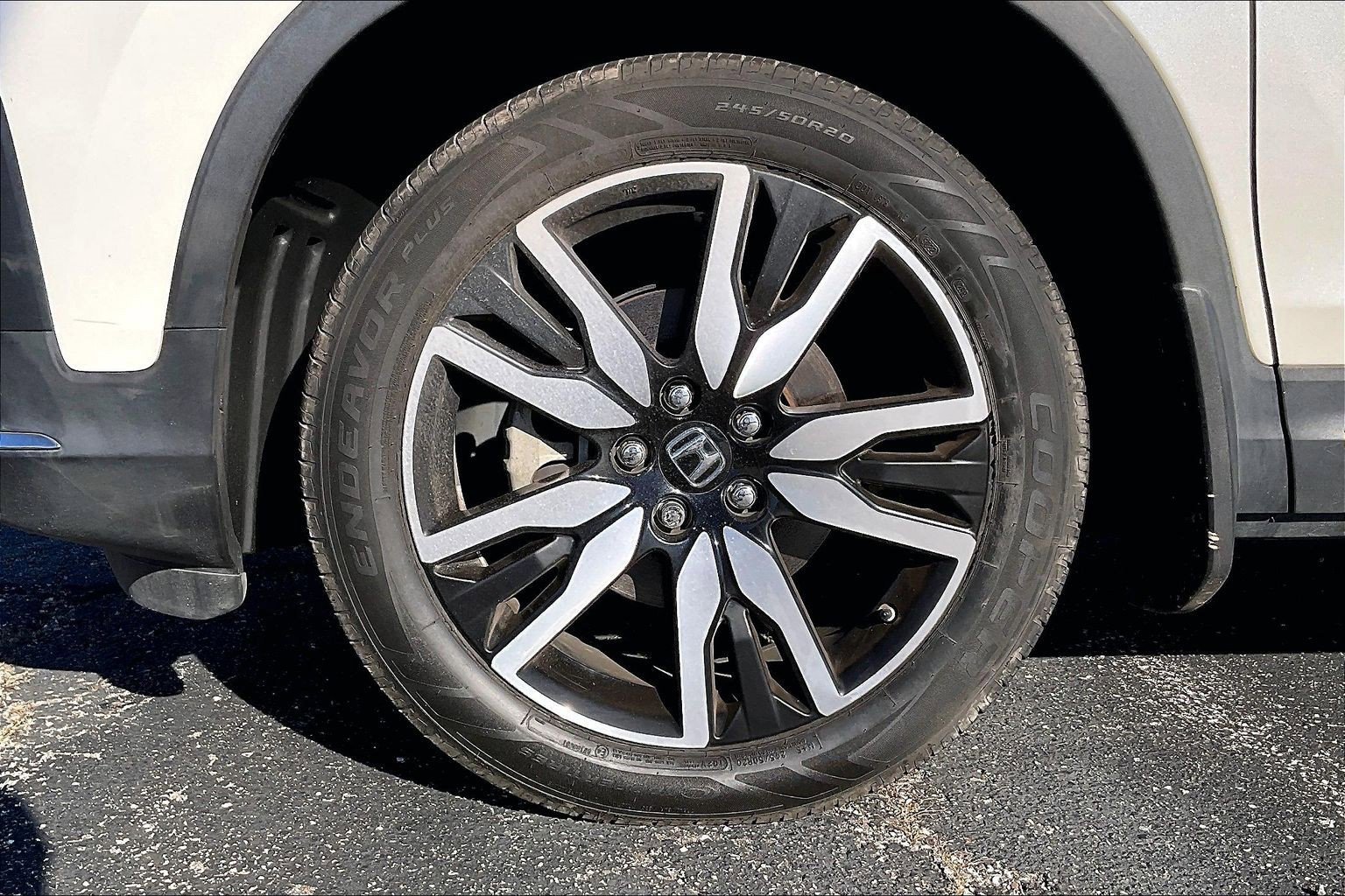 Used 2019 Honda Pilot Touring image 9