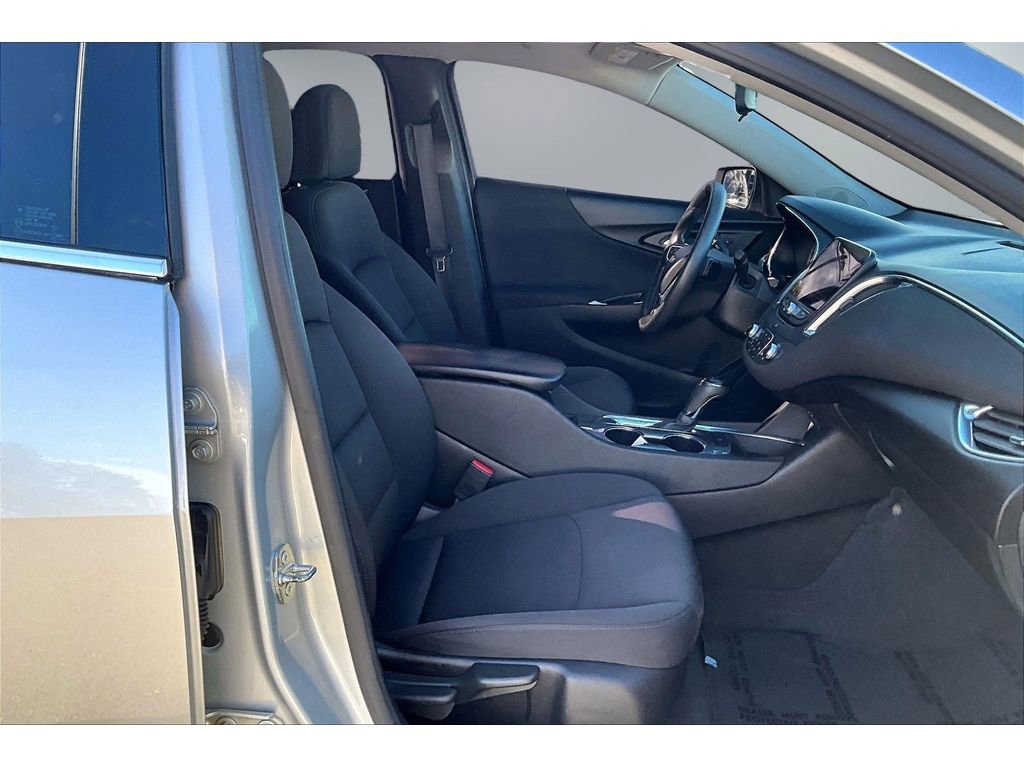Used 2019 Chevrolet Malibu LT FWD image 27