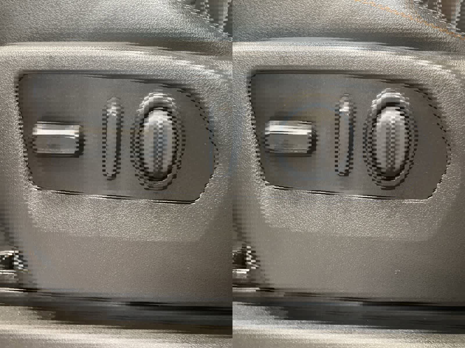 Used 2021 GMC Sierra 2500 AT4 w/ AT4 Preferred Package image 11