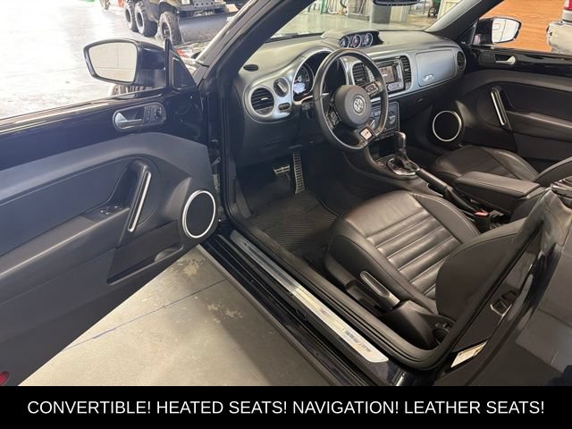 Used 2014 Volkswagen Beetle R-Line FWD image 9