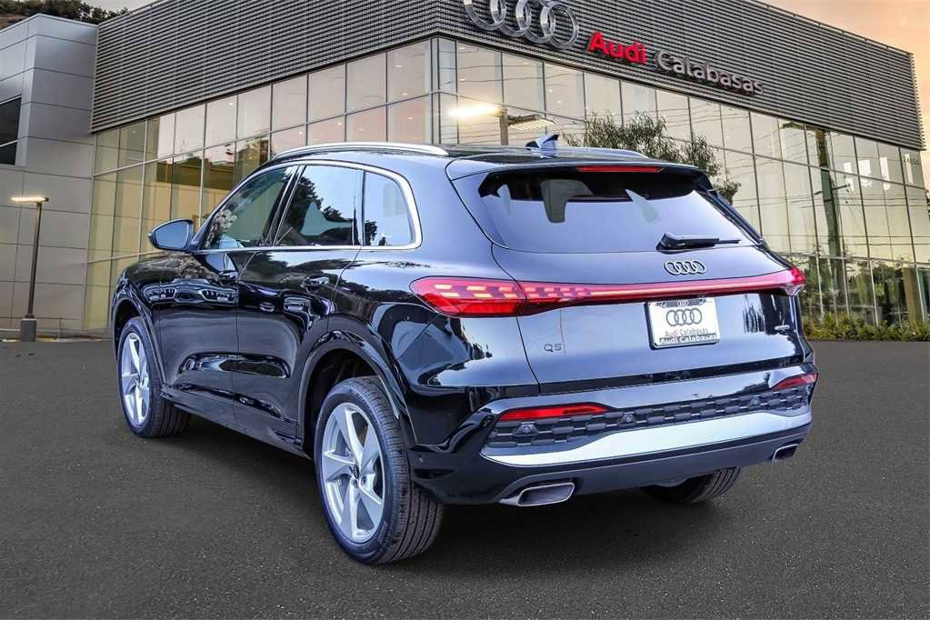 New 2025 Audi Q5 Premium Plus image 2