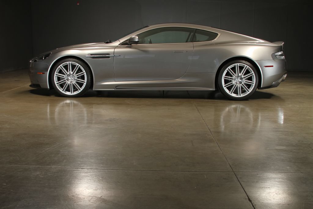 Used 2009 Aston Martin DBS Coupe RWD image 61
