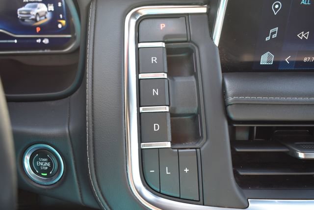 Used 2023 Chevrolet Suburban LT AWD/4WD image 25