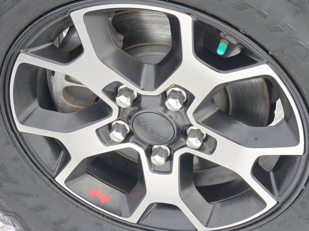 Used 2018 Jeep Wrangler Unlimited Rubicon image 18