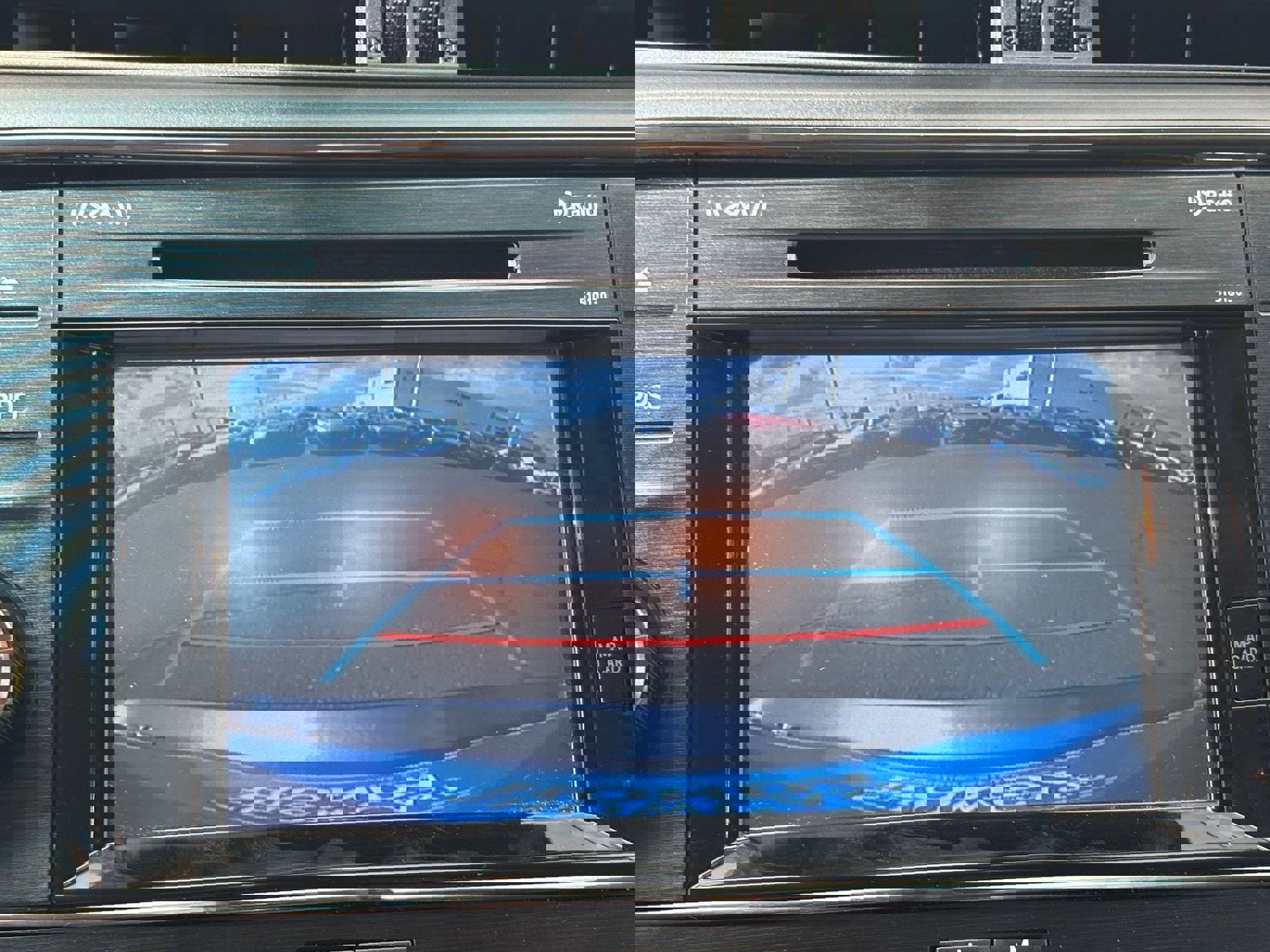 Used 2018 Toyota Avalon XLE Premium w/ Carpet Mat Package image 23