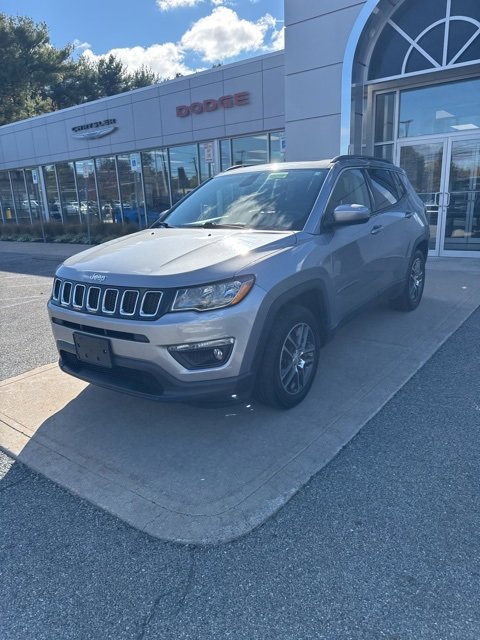Used 2019 Jeep Compass Latitude w/ Popular Equipment Group image 3