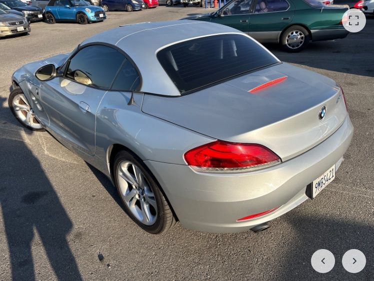 Used 2011 BMW Z4 sDrive35i RWD image 5