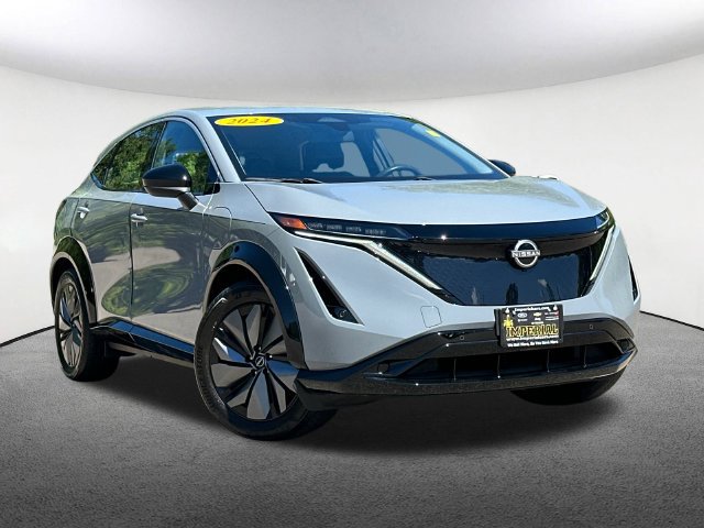 Used 2024 Nissan Ariya FWD image 2