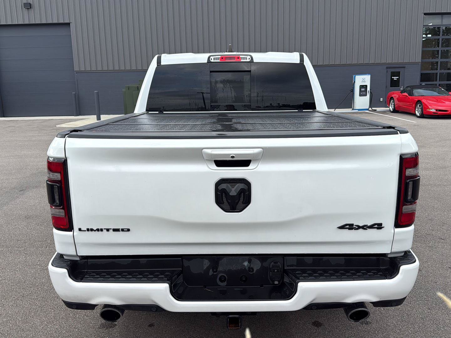 Used 2022 RAM 1500 Limited w/ Night Edition AWD/4WD image 4
