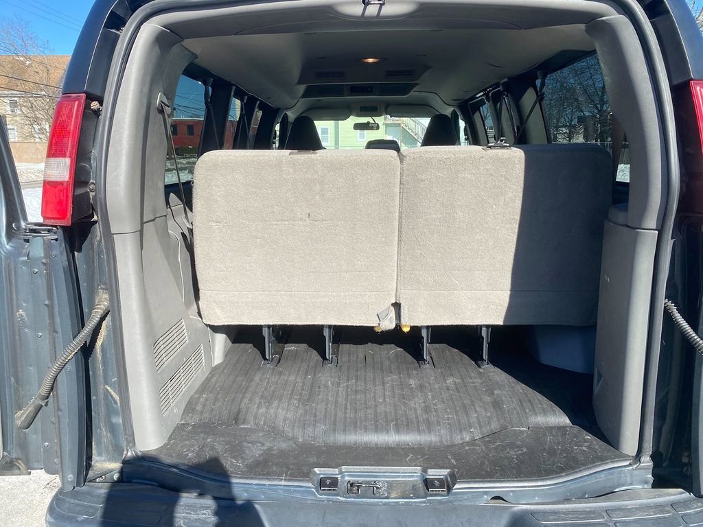 Used 2017 Chevrolet Express 2500 LS image 23