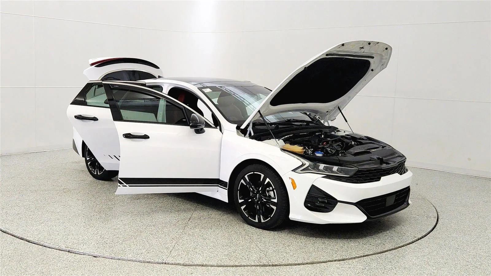Used 2023 Kia K5 GT-Line FWD image 9