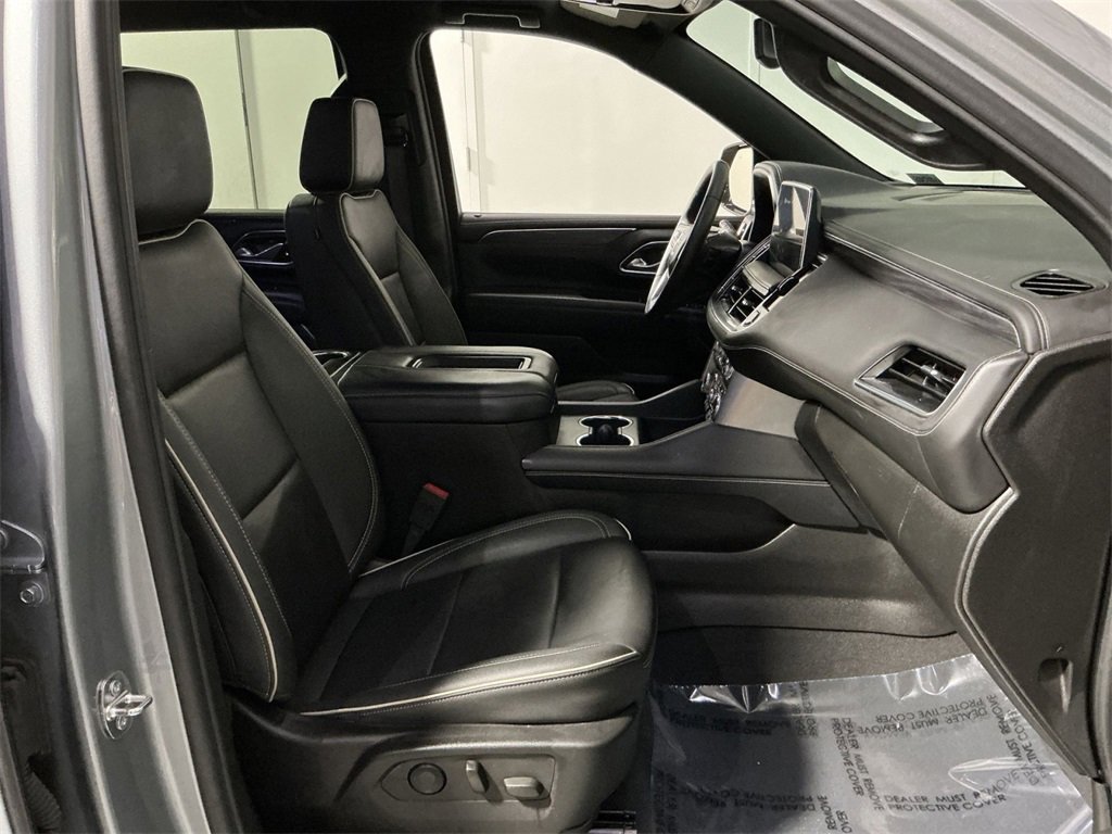 Used 2024 GMC Yukon SLT w/ Max Trailering Package image 34