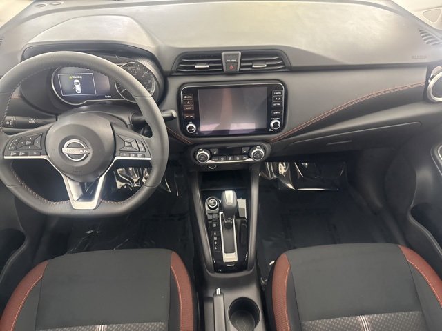 New 2025 Nissan Versa SR w/ Trunk Package image 23