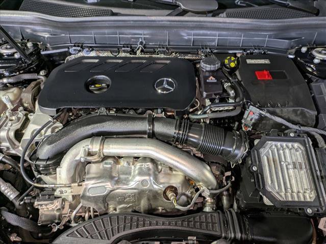 Certified 2025 Mercedes-Benz GLB 250 image 22