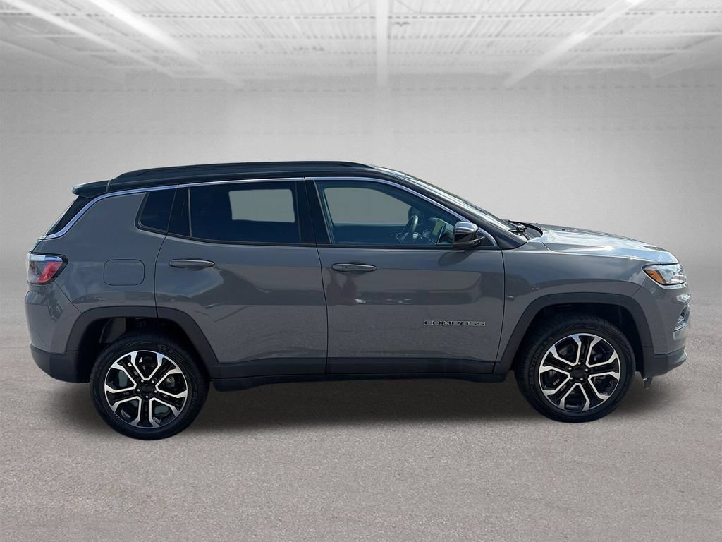 Used 2024 Jeep Compass Limited AWD/4WD image 7