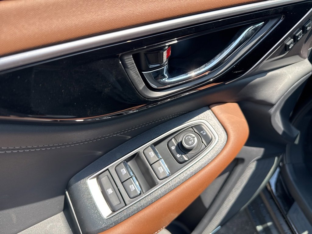 New 2025 Subaru Outback Touring XT image 9